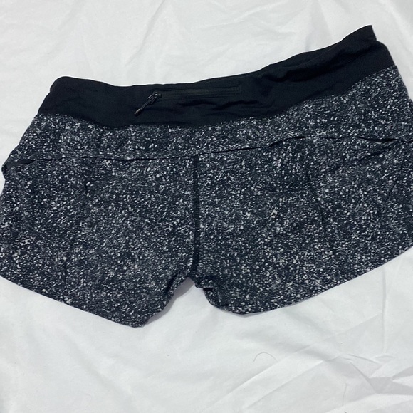 Lululemon Shorts - Picture 2 of 5